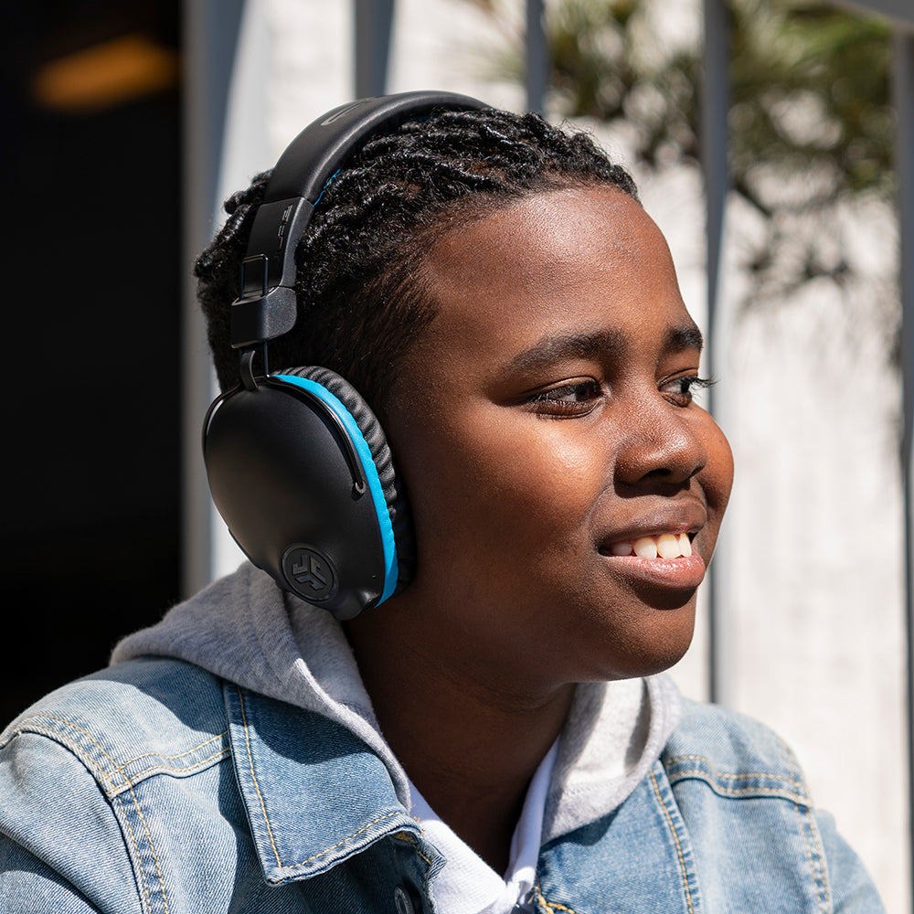 JBuddies Pro Wireless Over-Ear Kids Headphones Blue - Image 6