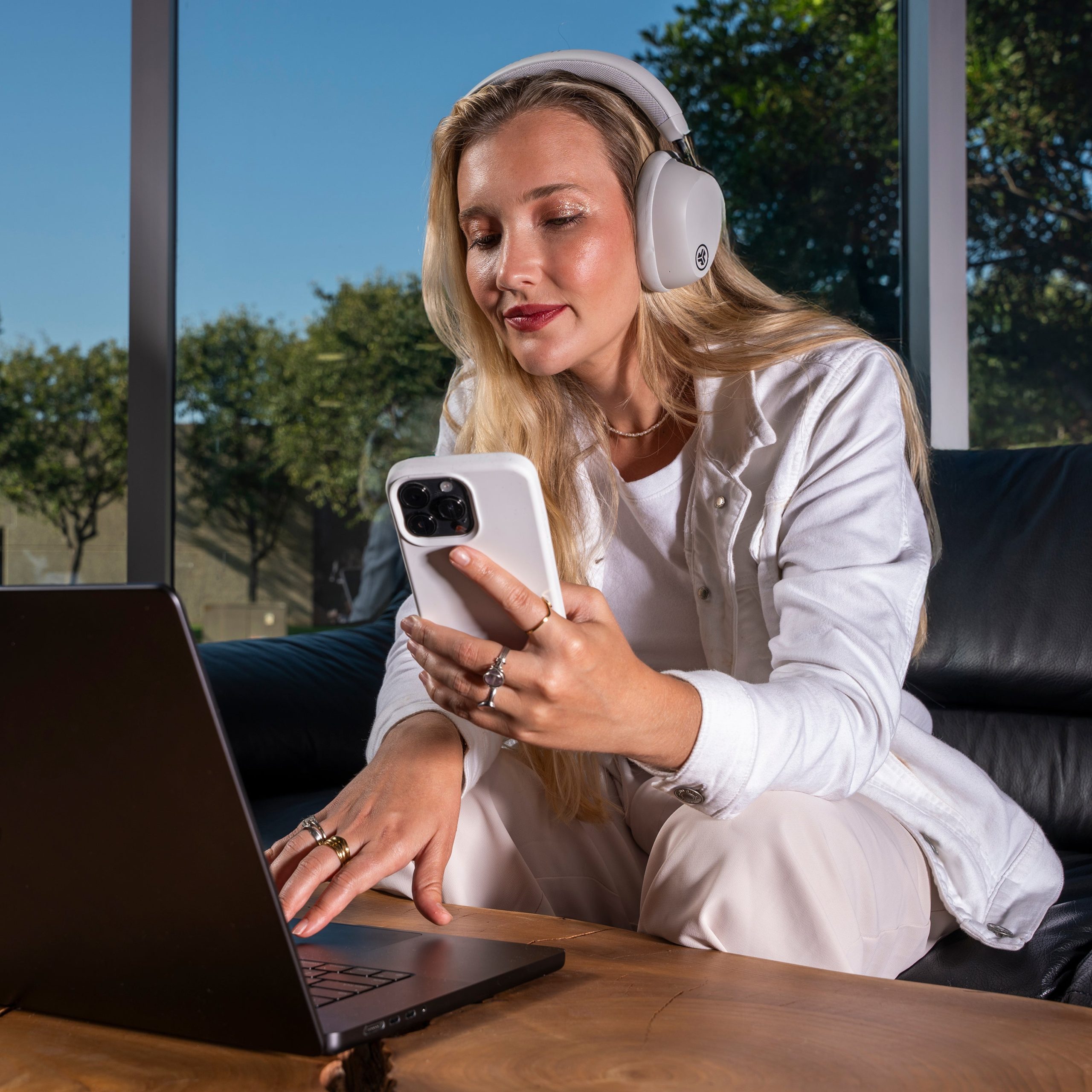 Epic Lux Lab Edition ANC Over-Ear Headphones Cloud - Image 6